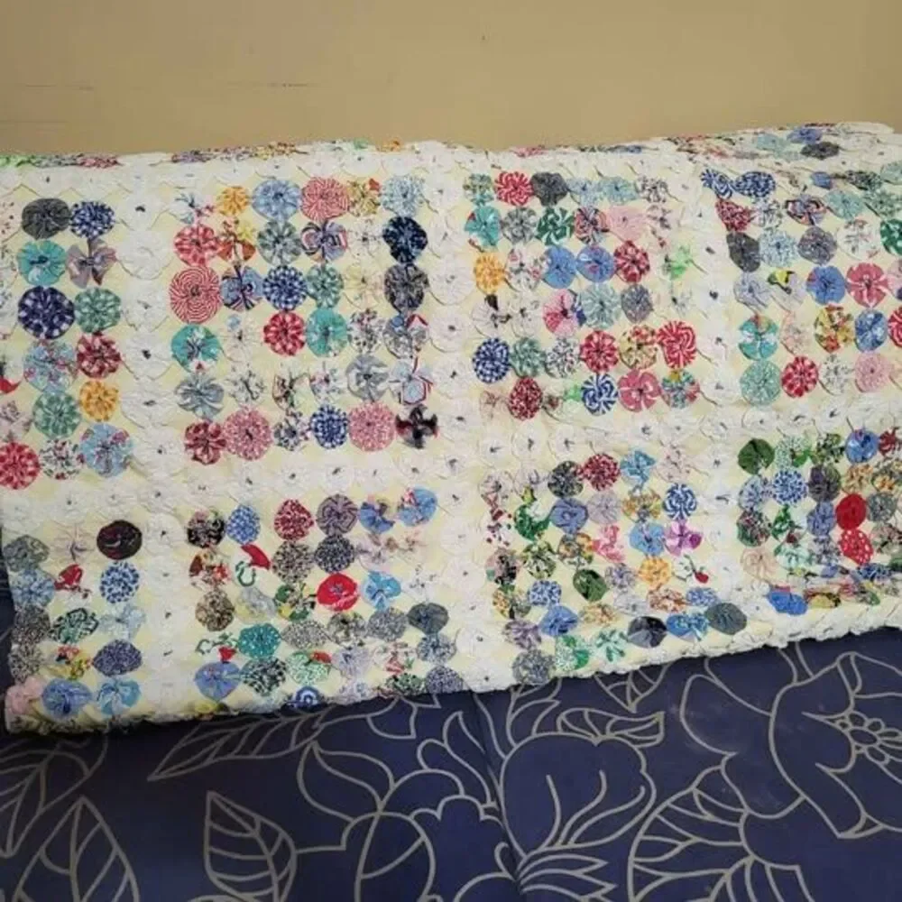 Vintage Yo-Yo Quilt Yo Yo Coverlet
